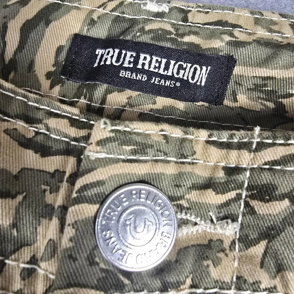 True Religion Cargo Pants Mens 28x31 Green Abstract Camo SN Straight Leg Utility
